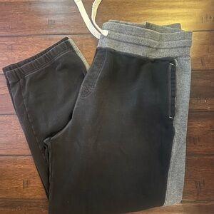Old Navy Men's Two-Tone Joggers in Black and Gray